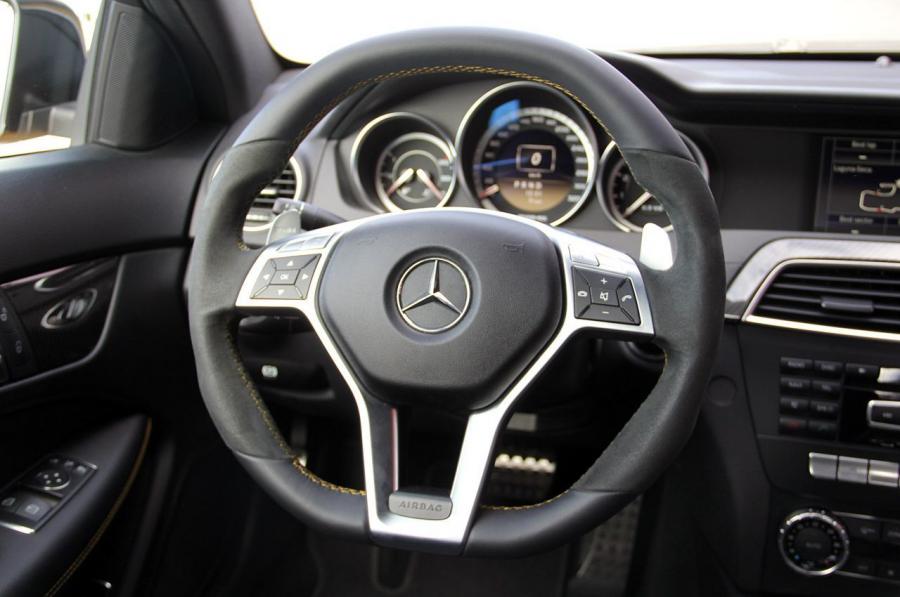  Mercedes-Benz C63 AMG Coupe Black Series 2012 года  (фото 20 из 66)